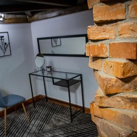 Relax Jacuzzi & Apartament *