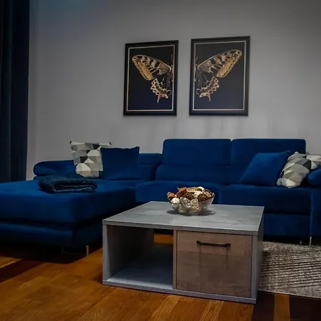 Relax Jacuzzi & Apartament Swidnica (Lower Silesia)