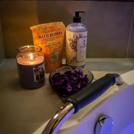 Relax Jacuzzi & Apartament Apartment